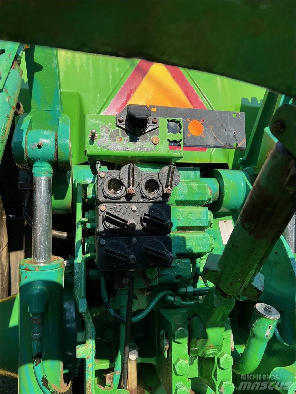 John Deere 8200 Traktorid