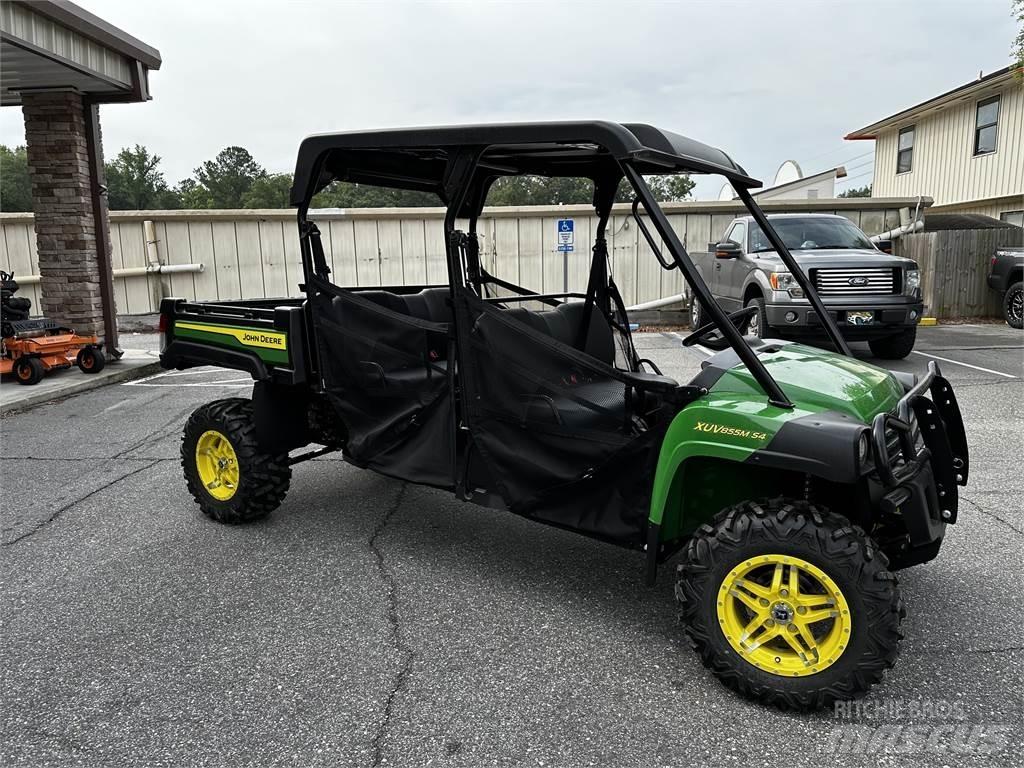 John Deere 855M Kommunaalteenuste tehnika