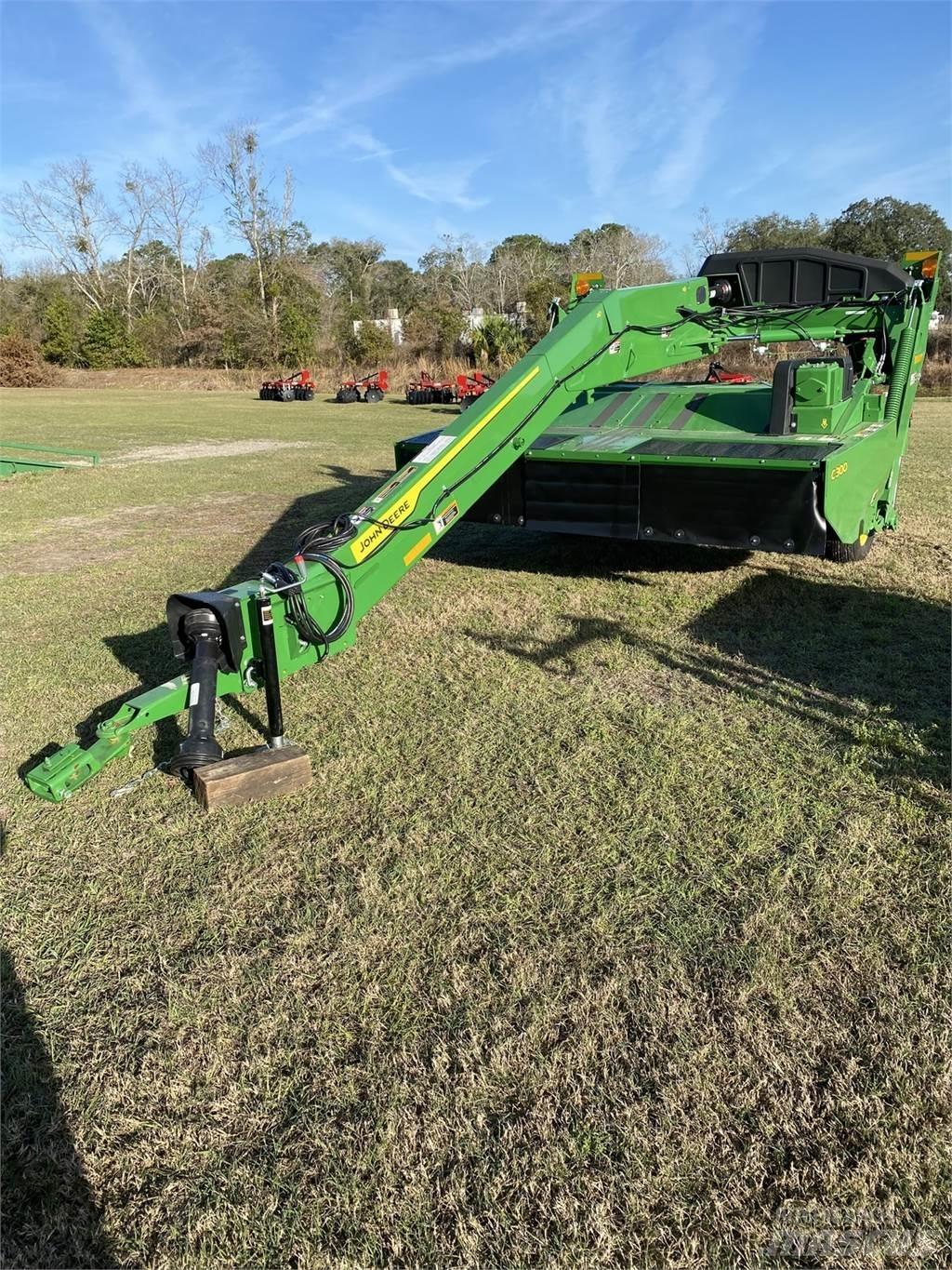 John Deere C300 Muljurniidukid