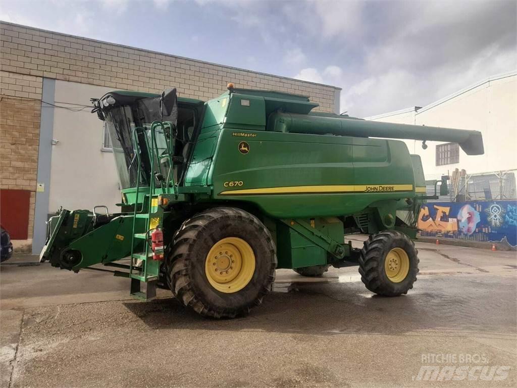 John Deere C670 Teraviljakombainid
