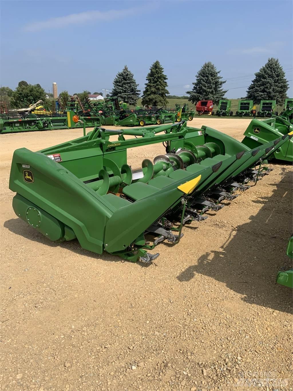 John Deere C8F Lisavarustus ja komponendid