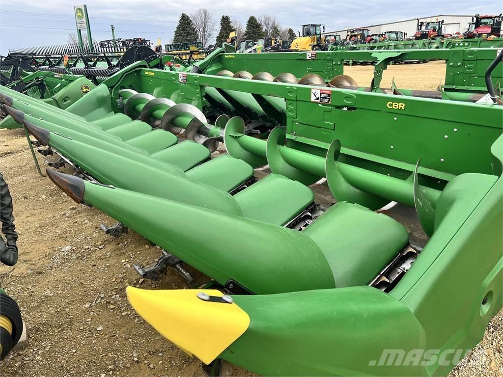 John Deere C8R Lisavarustus ja komponendid