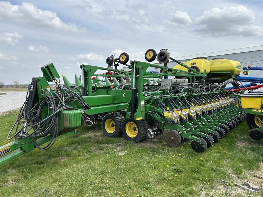 John Deere DB60 Istutusmasinad