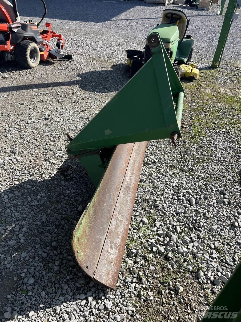 John Deere RB60 Lumesahad