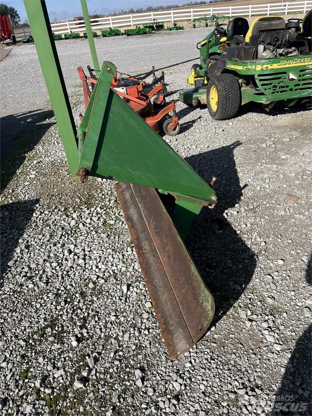 John Deere RB60 Lumesahad