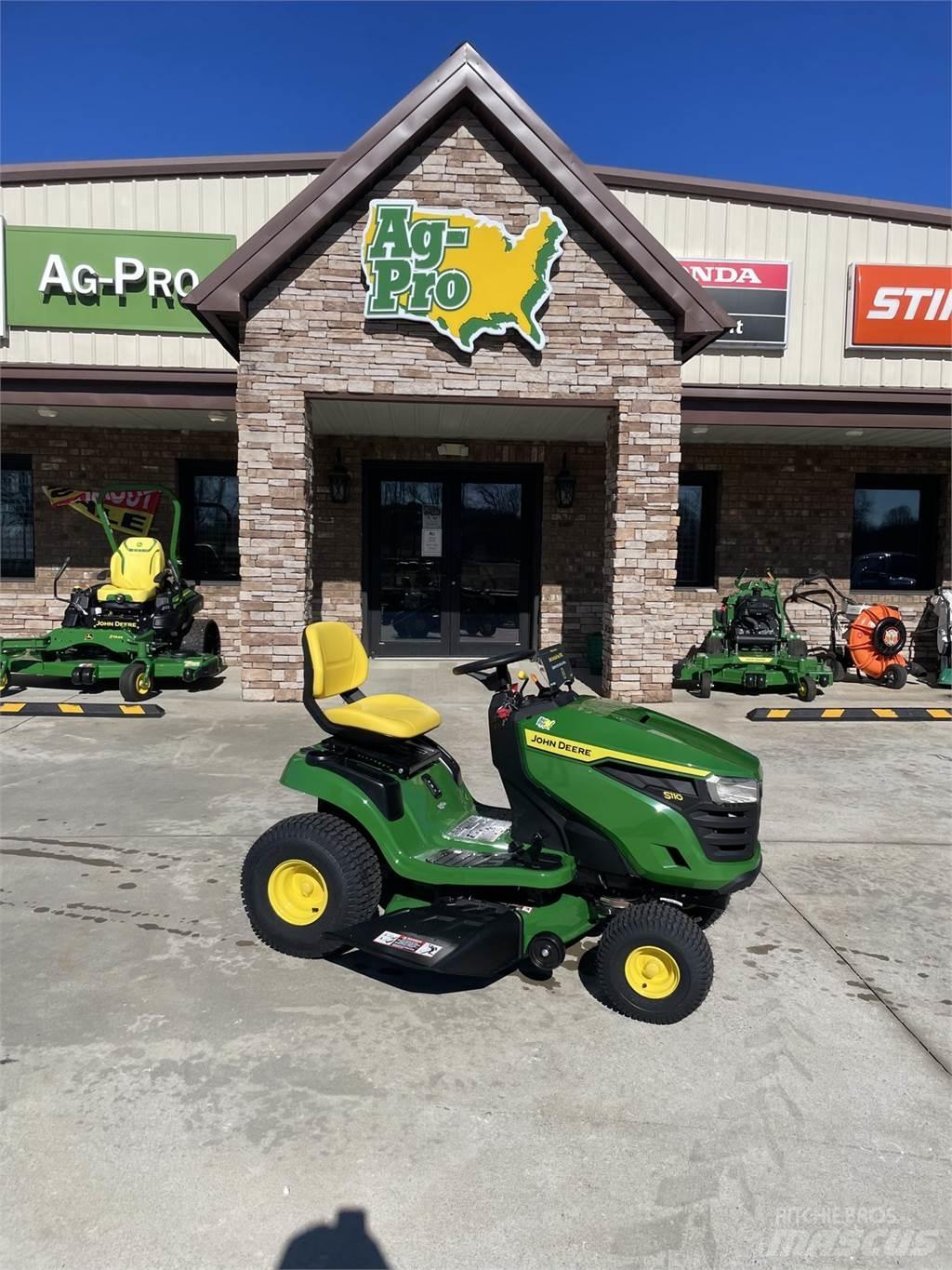 John Deere S110 Murutraktorid
