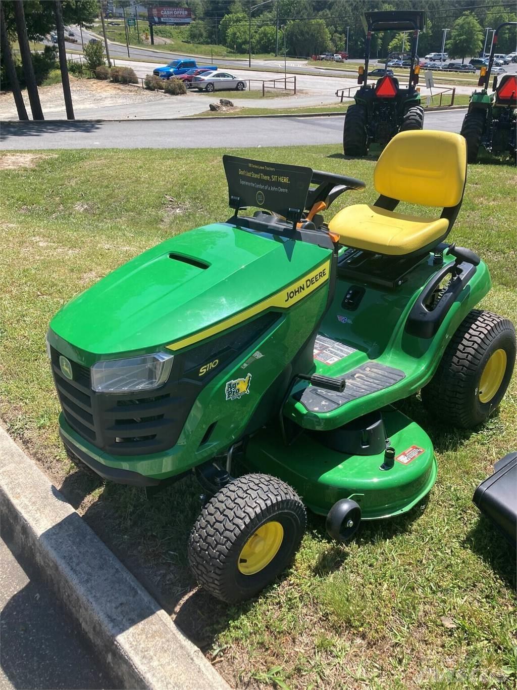 John Deere S110 Murutraktorid