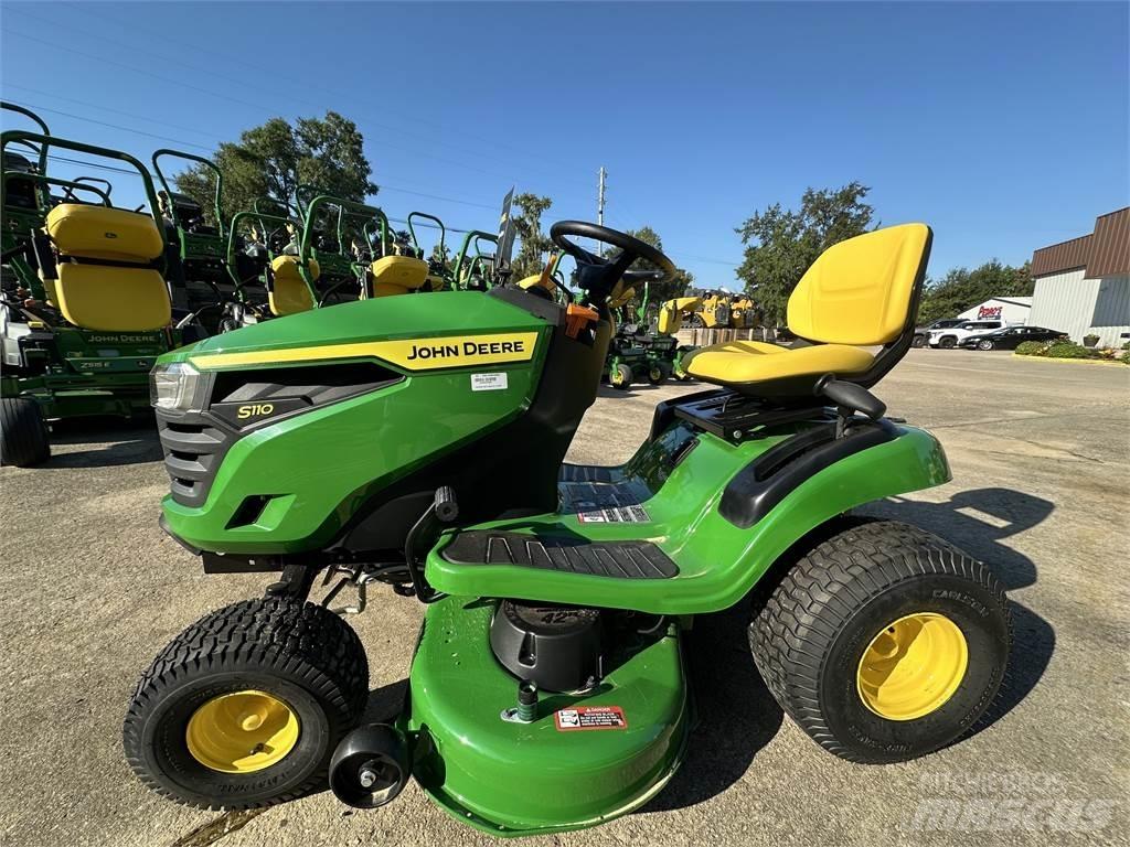 John Deere S110 Murutraktorid