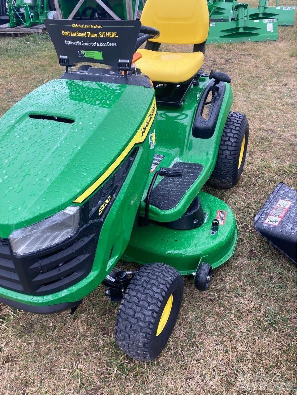 John Deere S120 Murutraktorid