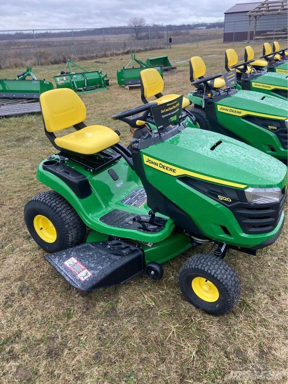 John Deere s120 Murutraktorid