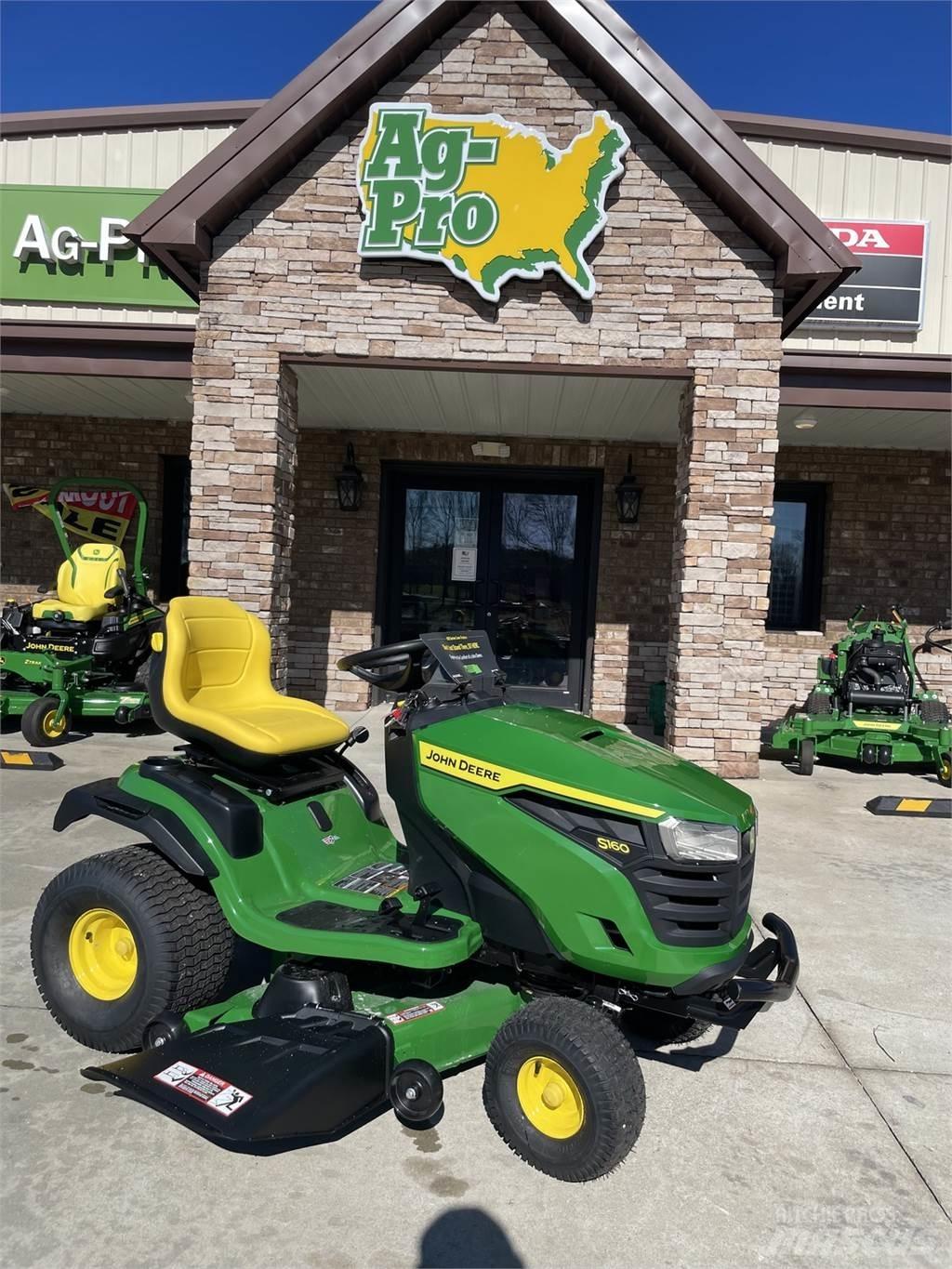 John Deere S160 Kompakttraktorid