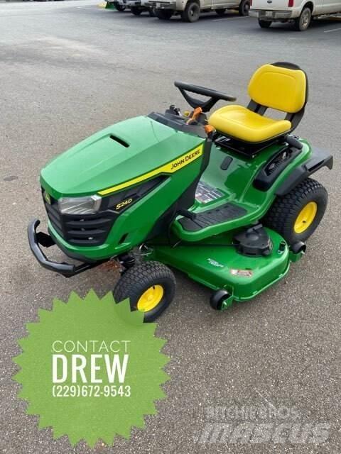 John Deere S240 Kompakttraktorid