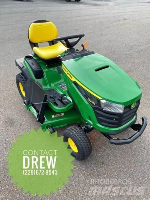 John Deere S240 Kompakttraktorid