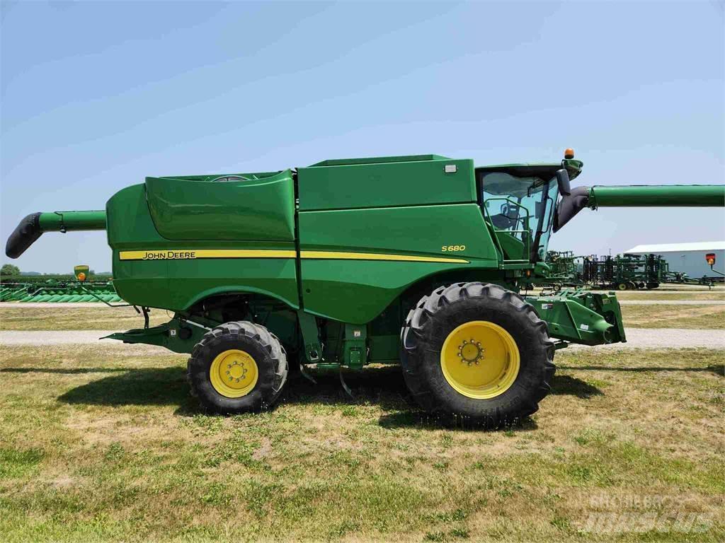 John Deere S680 Teraviljakombainid