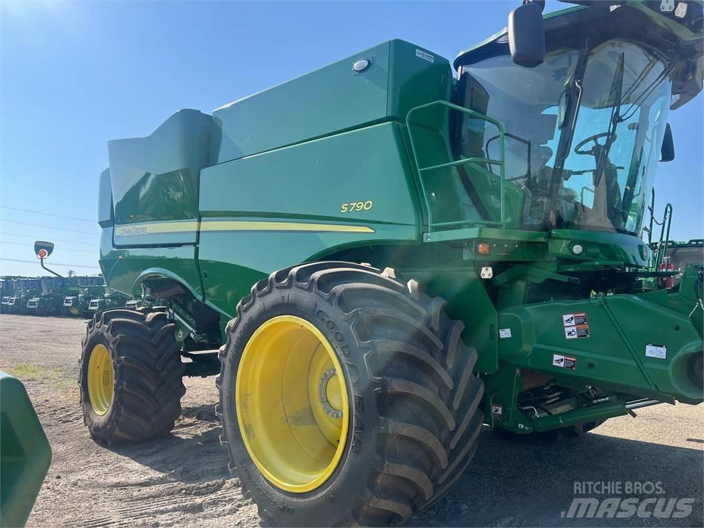 John Deere S790 Teraviljakombainid