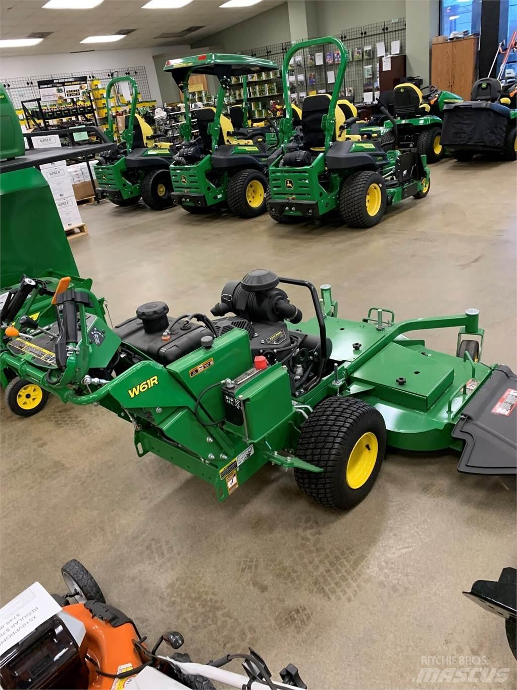 John Deere W61R Niidukid
