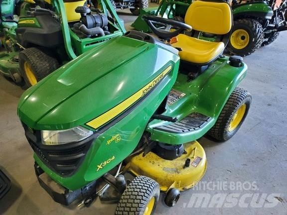 John Deere X304 Murutraktorid