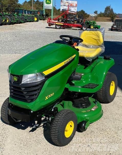 John Deere X330 Kompakttraktorid