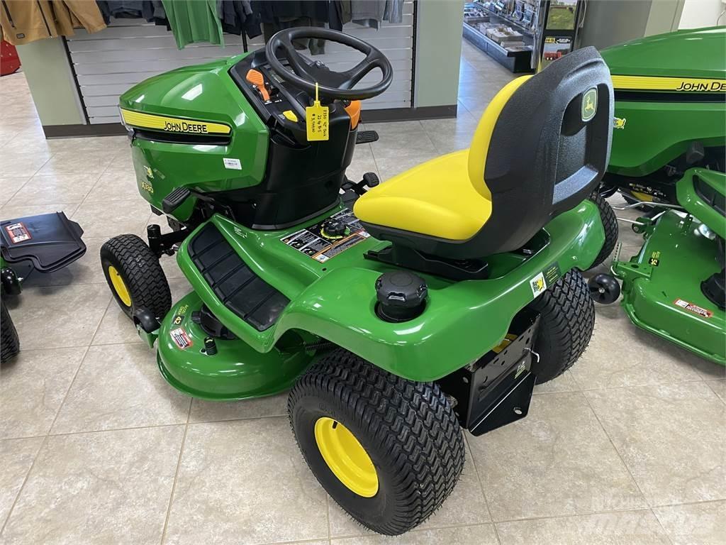 John Deere X330 Kompakttraktorid