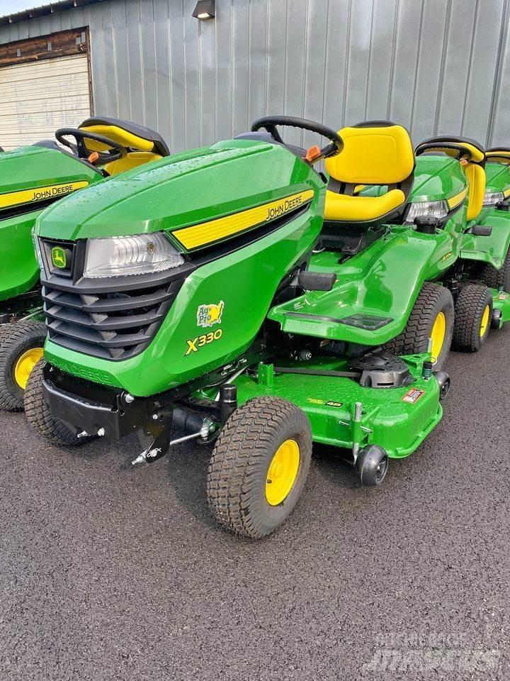 John Deere X330 Kompakttraktorid