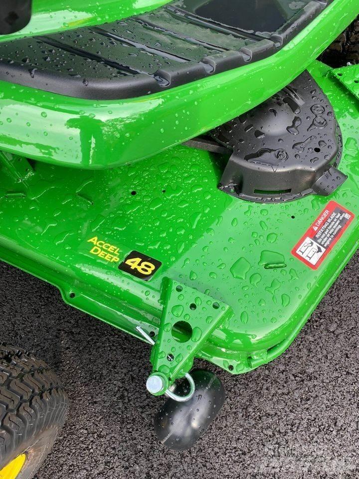 John Deere X330 Kompakttraktorid