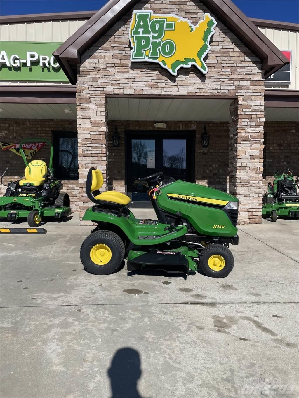 John Deere X350 Kompakttraktorid