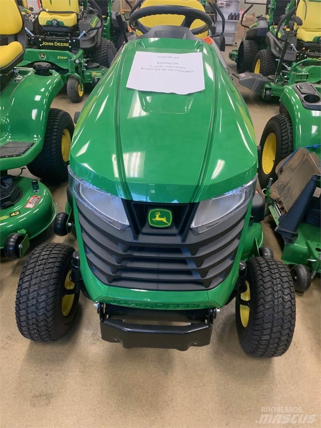 John Deere X350 Kompakttraktorid