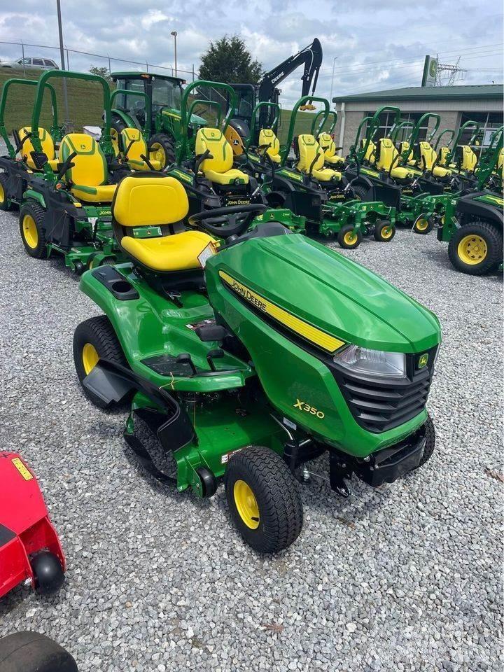 John Deere X350 Kompakttraktorid