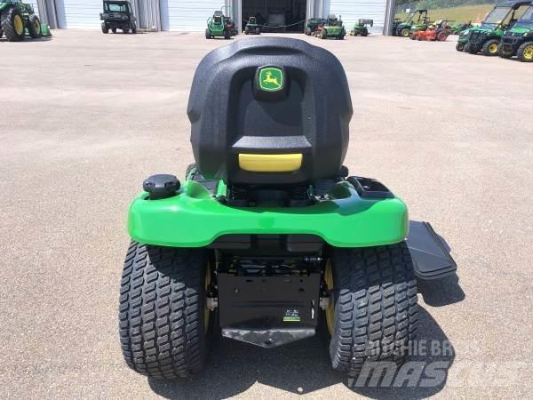 John Deere X380 Kompakttraktorid