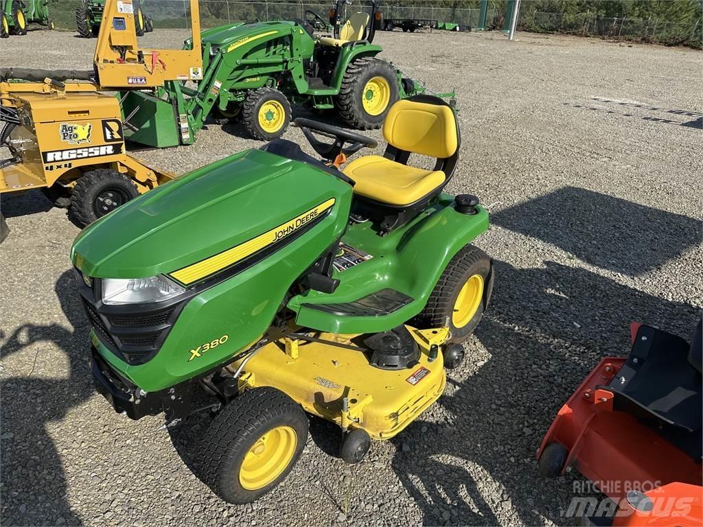 John Deere x380 Kompakttraktorid