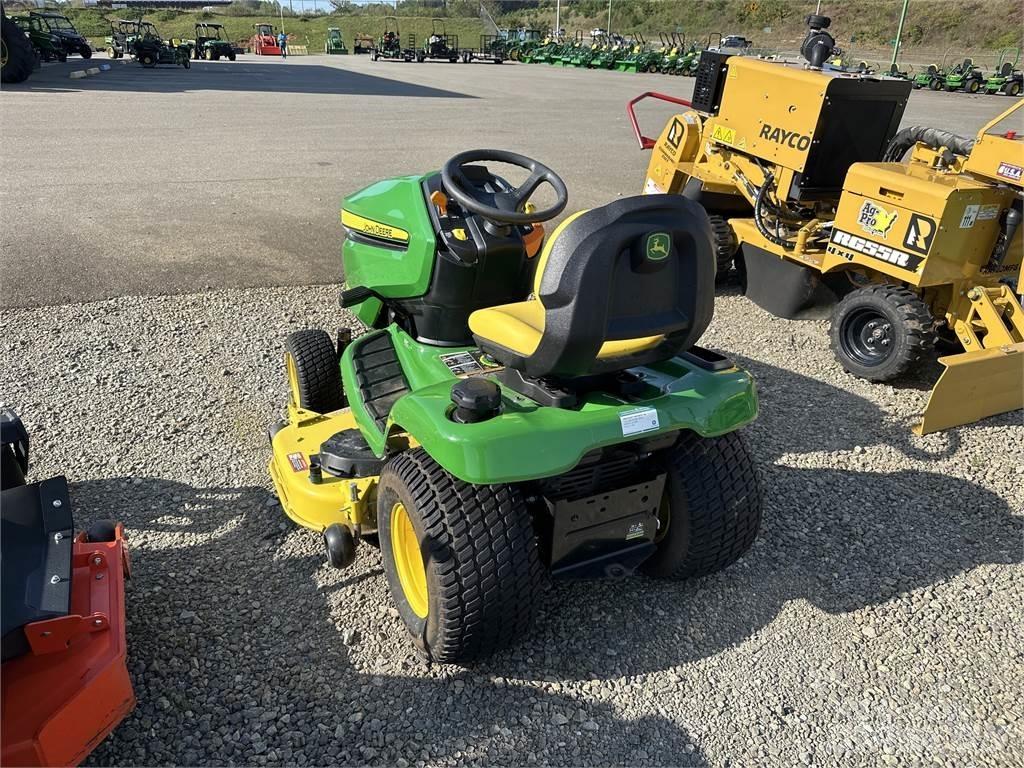 John Deere x380 Kompakttraktorid