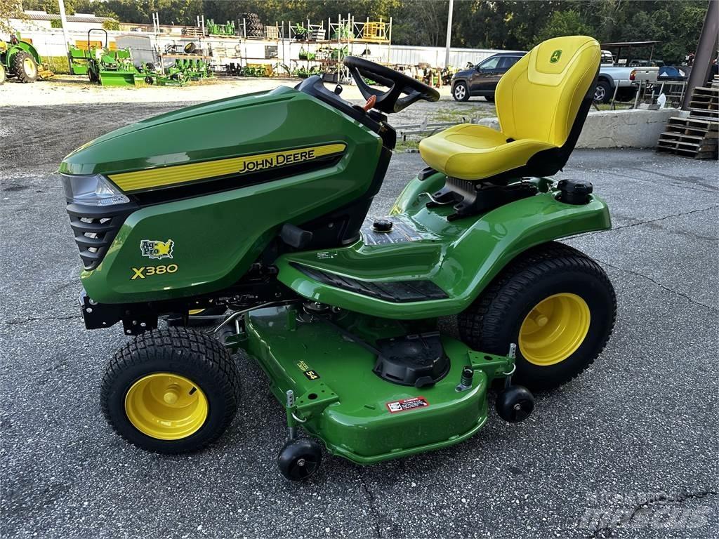 John Deere X380 Kompakttraktorid