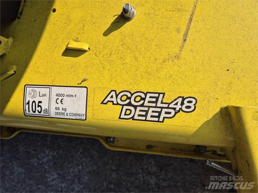 John Deere X380 Kompakttraktorid