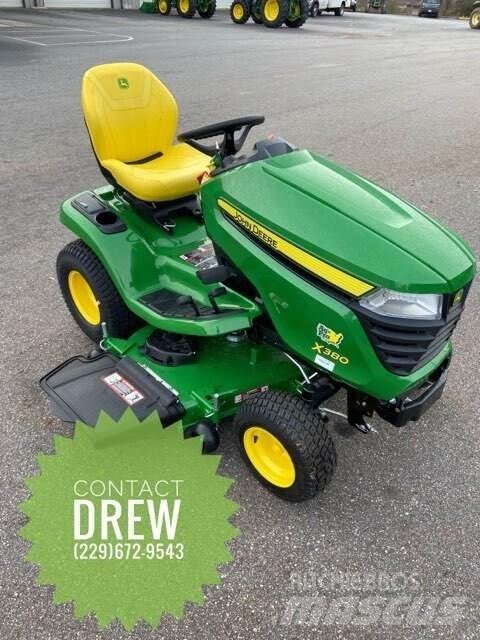 John Deere X380 Kompakttraktorid