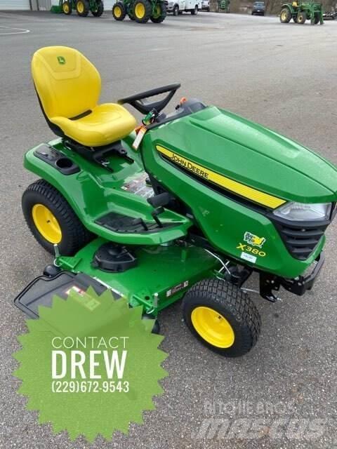 John Deere X380 Kompakttraktorid