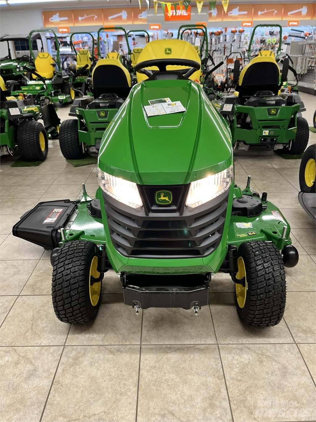 John Deere X390 Kompakttraktorid