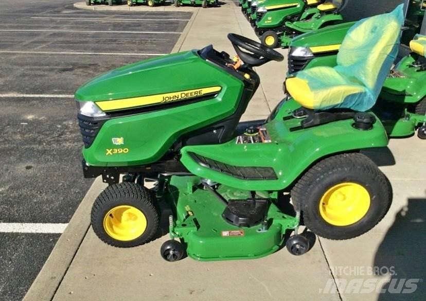 John Deere X390 Kompakttraktorid