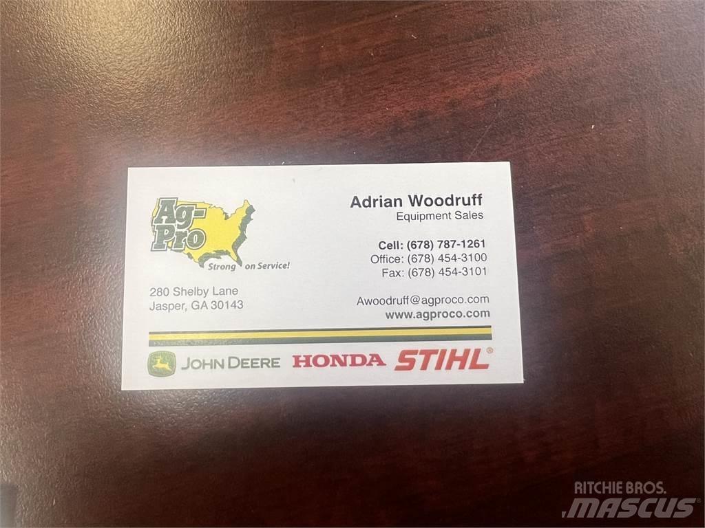 John Deere X390 Kompakttraktorid
