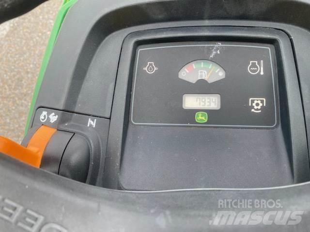John Deere X540 Kompakttraktorid