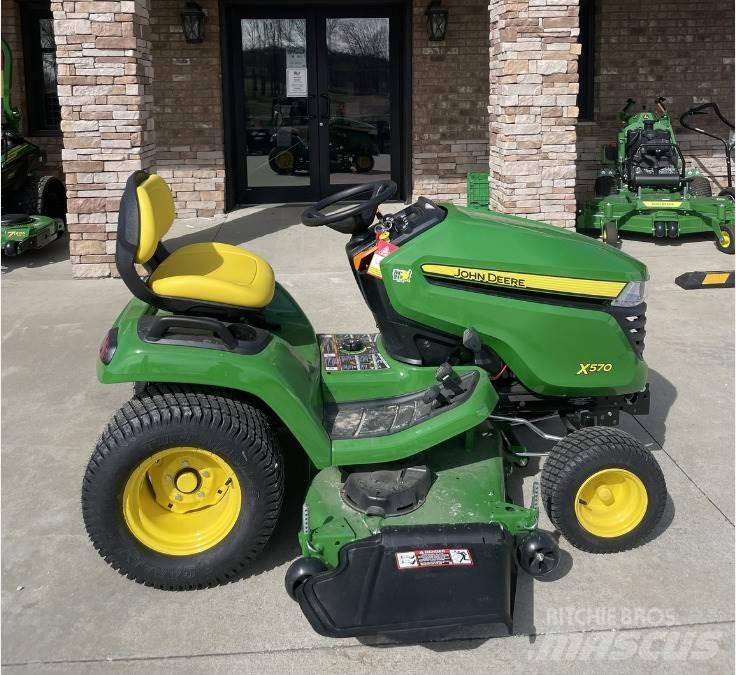 John Deere X570 Kompakttraktorid