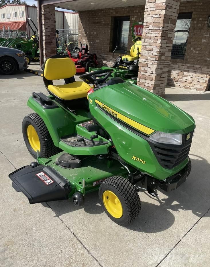 John Deere X570 Kompakttraktorid