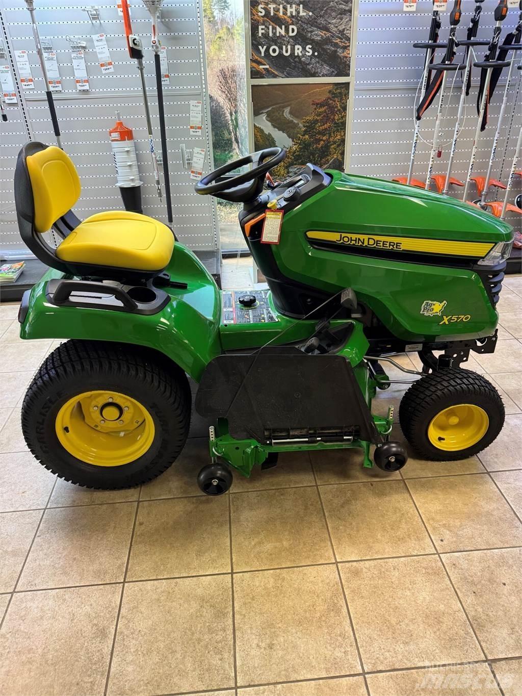 John Deere X570 Kompakttraktorid