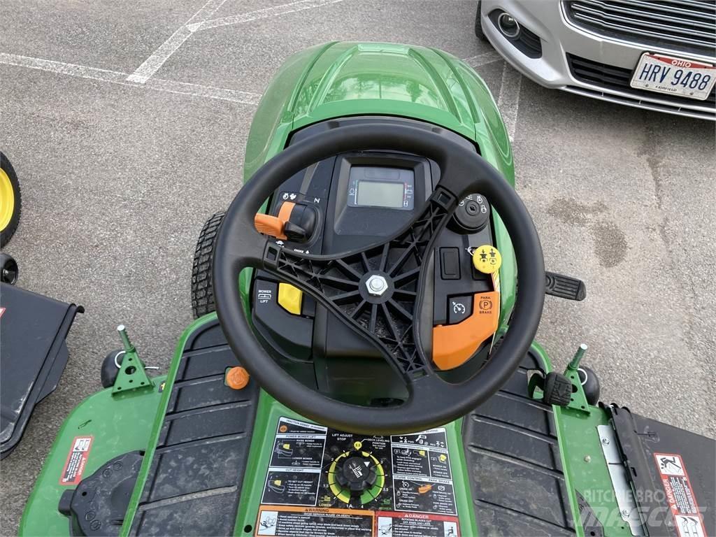 John Deere X580 Kompakttraktorid