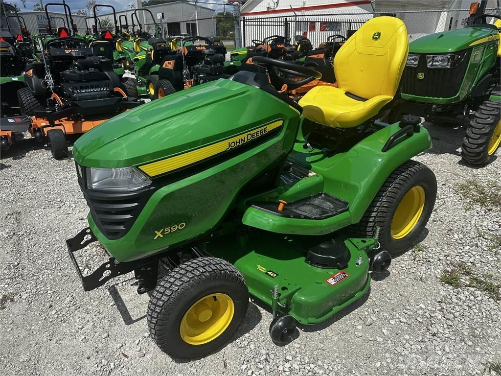 John Deere X590 Kompakttraktorid