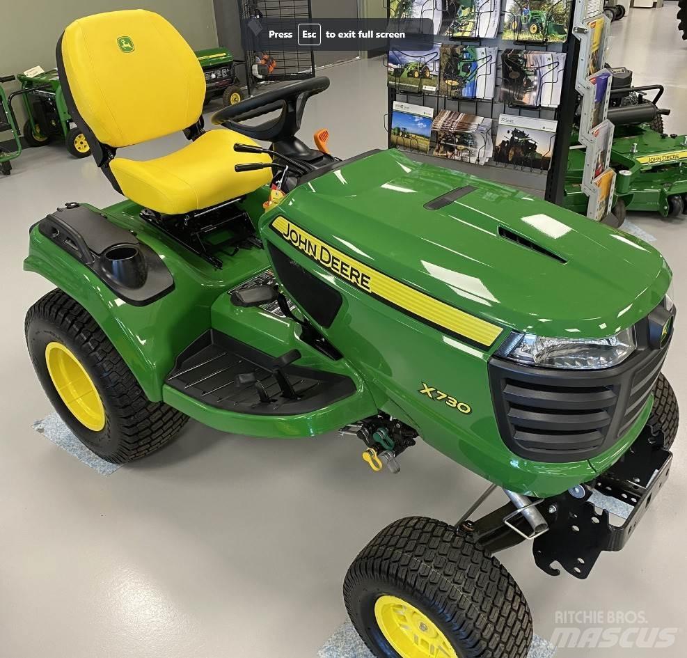 John Deere X730 Kompakttraktorid