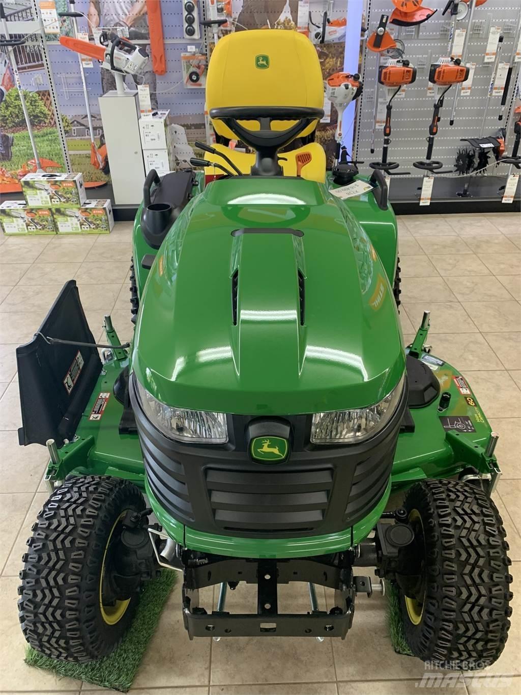 John Deere X738 Kompakttraktorid