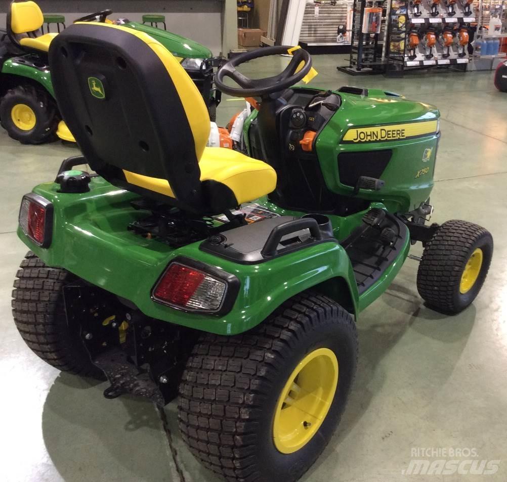 John Deere X750 Kompakttraktorid