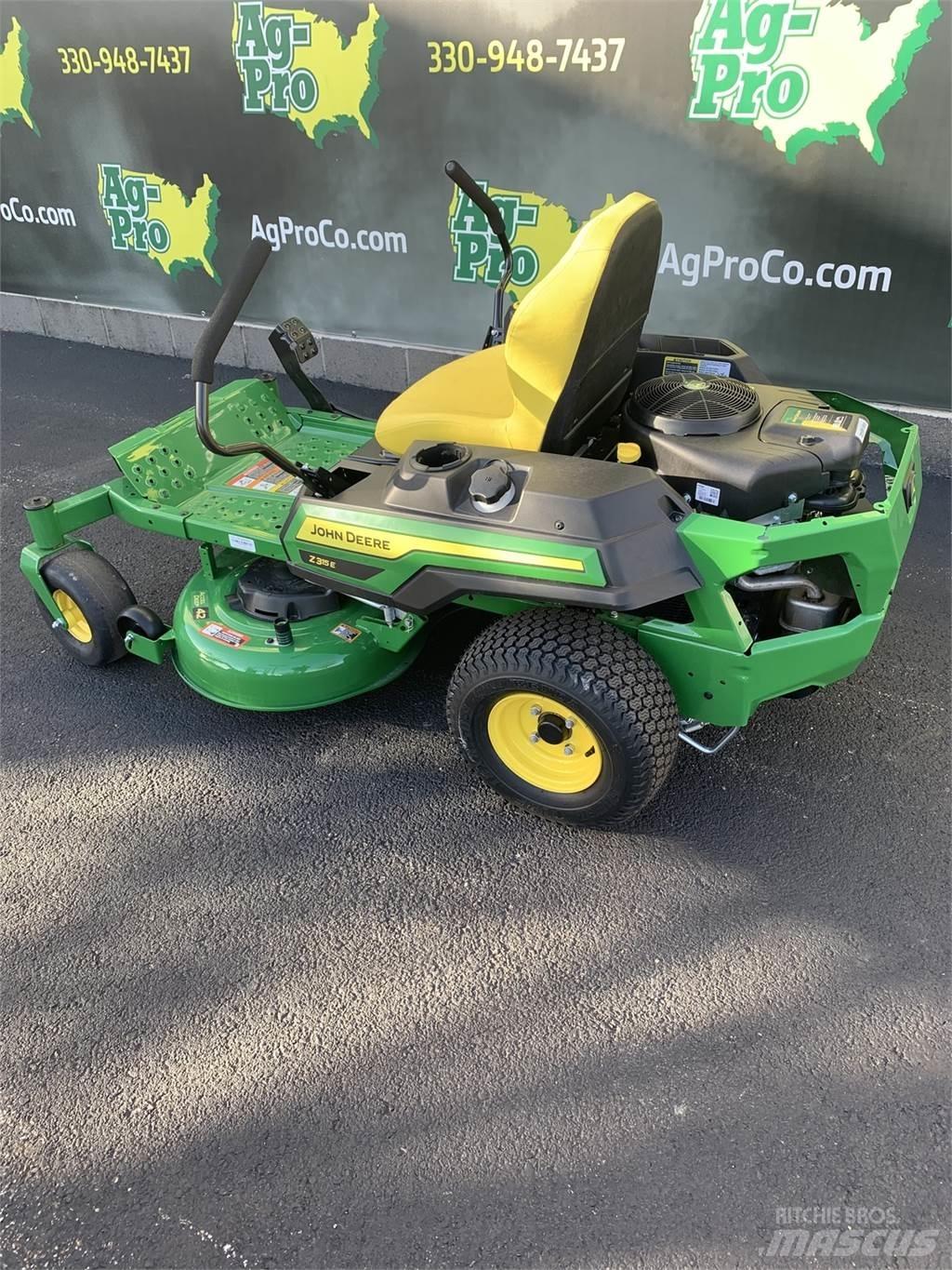 John Deere Z315E 0 - pöörderaadiuse niidukid