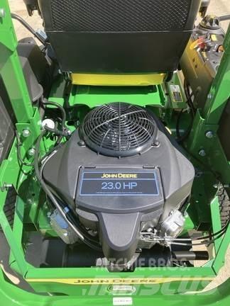 John Deere Z720E 0 - pöörderaadiuse niidukid