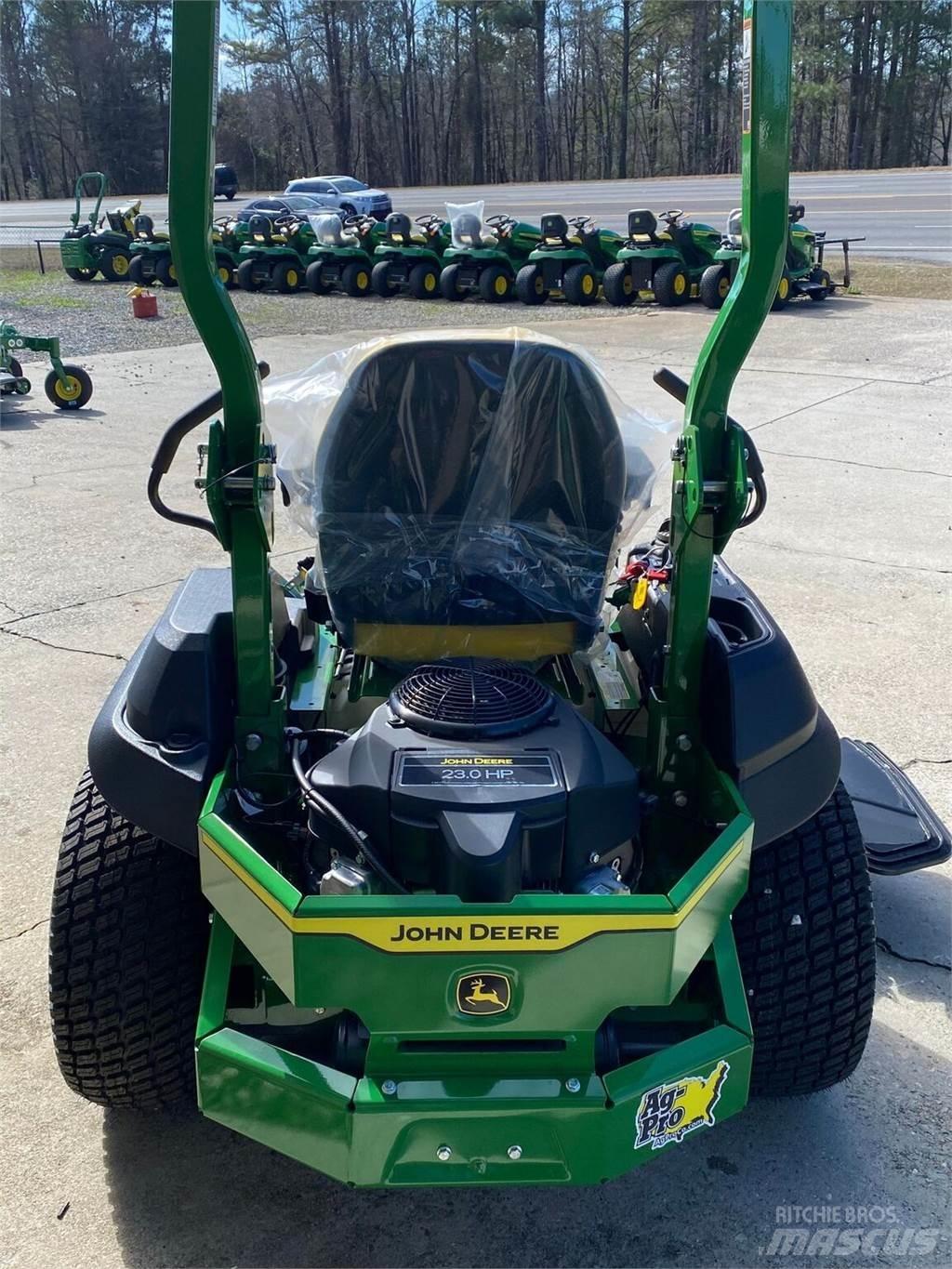 John Deere Z720E 0 - pöörderaadiuse niidukid